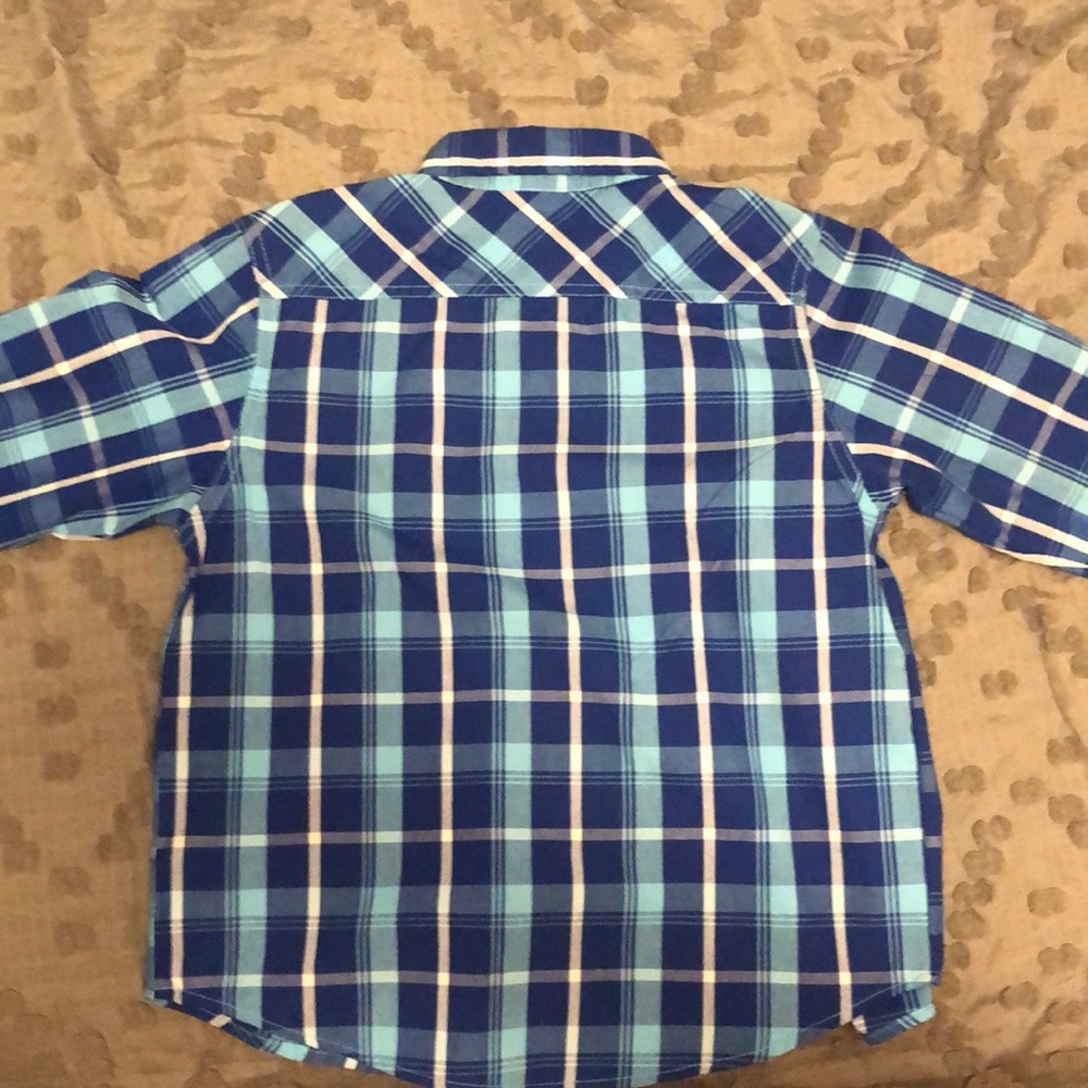 Button up - Picture 2 of 2